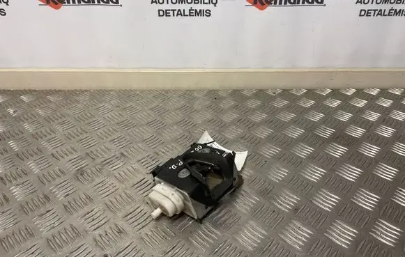 Audi A8 S8 D2 4D Front door lock