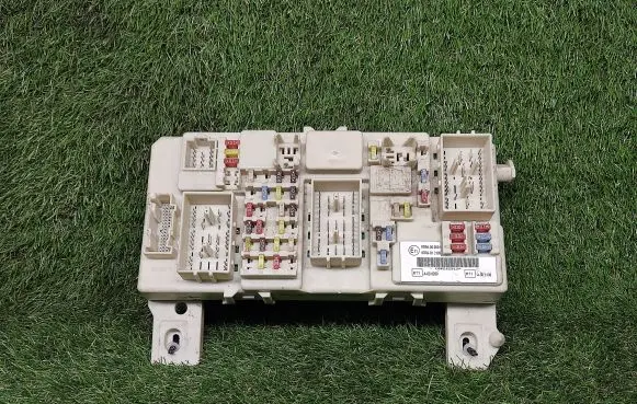 Ford C-MAX I Power management control unit 7M5T14A073FB