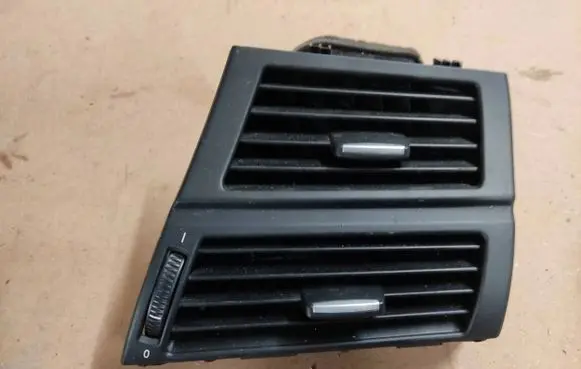 BMW X5 E70 Dashboard side air vent grill/cover trim 7161804 773201 011700002