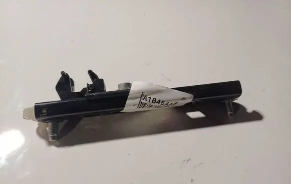 Opel Zafira B Seat belt adjustment rail GM13193568