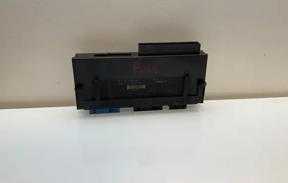 BMW 7 F01 F02 F03 F04 Comfort/convenience module 9286940 10681810 GF10GB20