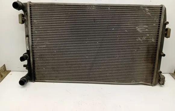 Seat Ibiza III (6L) Coolant radiator 6Q0121253R