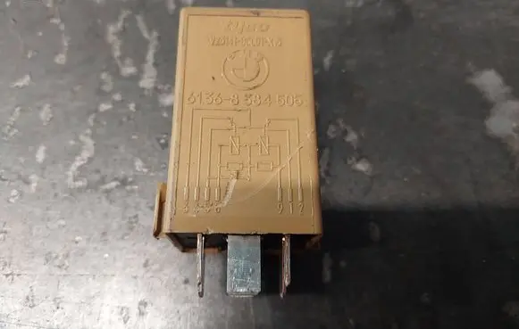 BMW 3 E46 Other relay 8384505 61368384505