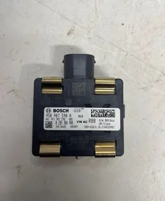 Porsche Macan (95B) Blind spot module 95B907590A 0203304908