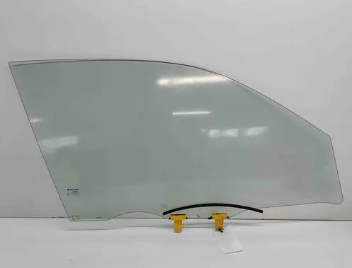 Suzuki Vitara (LY) Front door window glass four-door 43R004342 8450154P03