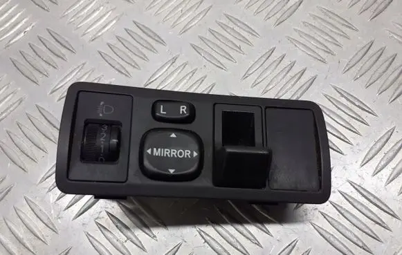 Toyota Corolla Verso E121 Other switches/knobs/shifts 777665