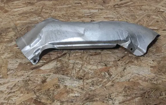 BMW 7 F01 F02 F03 F04 Heat shield in engine bay 7576999