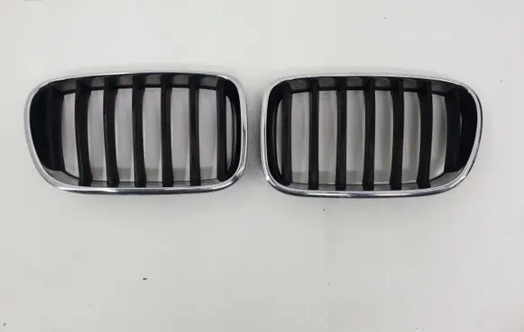 BMW X3 F25 Front bumper upper radiator grill