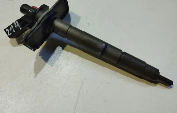 Audi A6 S6 C6 4F Fuel injector 059130277AA