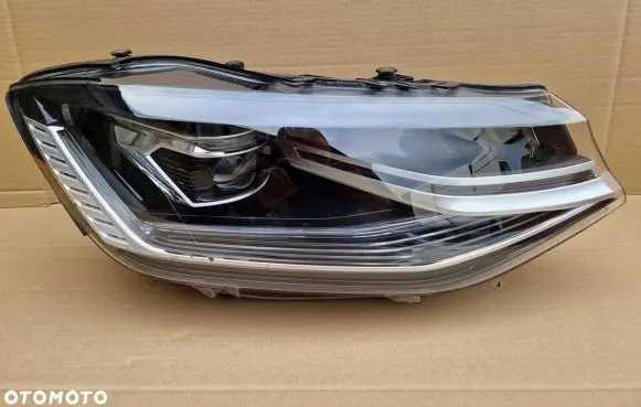 Volkswagen Caddy Headlight/headlamp 2K8941036A