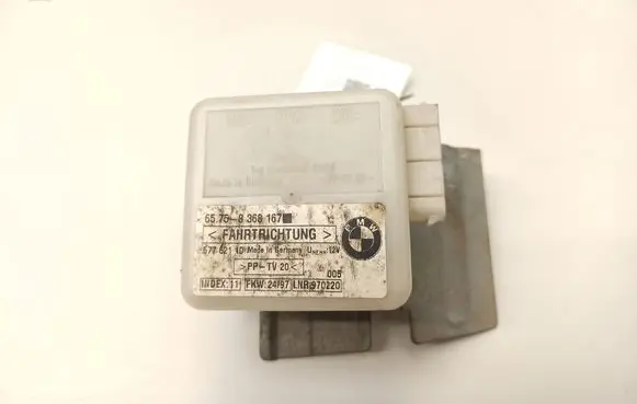 BMW 7 E38 Alarm control unit/module 8368167 65758368167 657583681