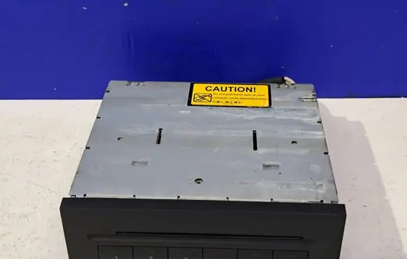 Mercedes-Benz E W211 CD/DVD changer A2118703889