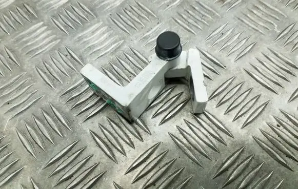 Seat Altea XL Rear door upper hinge