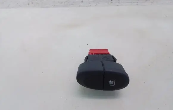 Renault Megane I Windscreen/window heater switch
