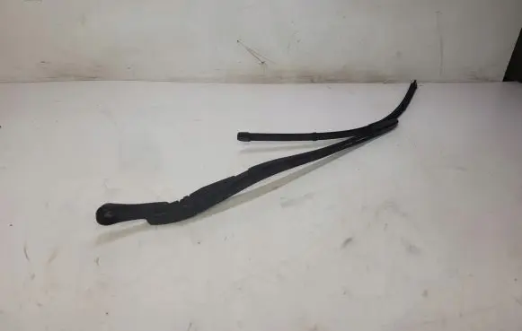 Audi A4 S4 B6 8E 8H Front wiper blade arm 8H1955408A