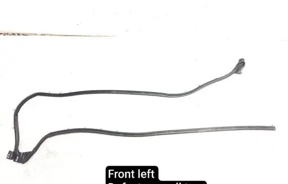 Chevrolet Corvette C6 Front door rubber seal