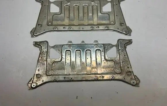 Porsche Taycan 9J1 Other under body part 9J1407129E 35W22 AS00