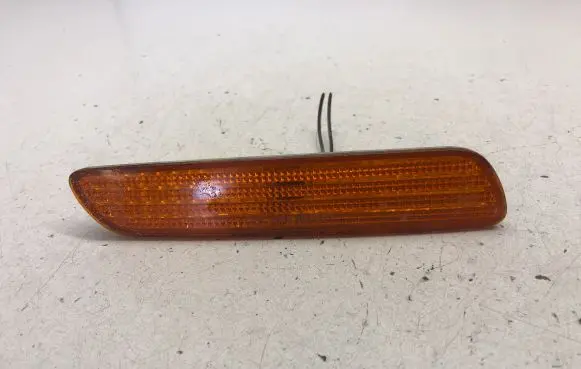 Volvo S40, V40 Front fender indicator light 30888128 34400106