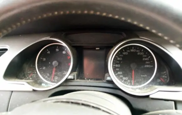 Audi A5 8T 8F Speedometer (instrument cluster)