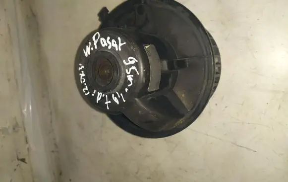 Volkswagen PASSAT B4 Heater fan/blower 3137020022 357819021