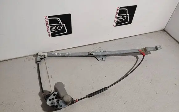 Volkswagen Transporter - Caravelle T4 Front door manual window regulator 701837502