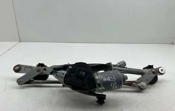Front wiper linkage and motor