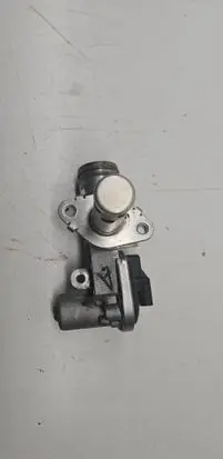 Chrysler Pacifica other engine part 