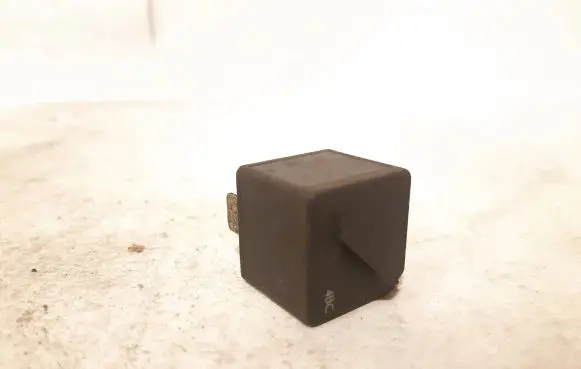 Ford Mondeo MK I Other relay 93BG14N089CA V2313JJ4X1