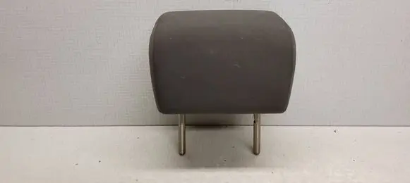 Volkswagen Golf V Rear seat headrest 
