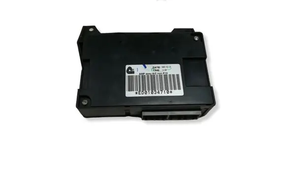 Nissan Primera Climate control unit ED01034710