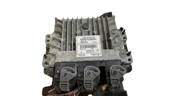 Renault Megane III Engine control unit/module 237100121R 237100425R R0413B006E
