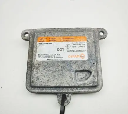 Ford Focus LED ballast control module AA660430072 10R044663