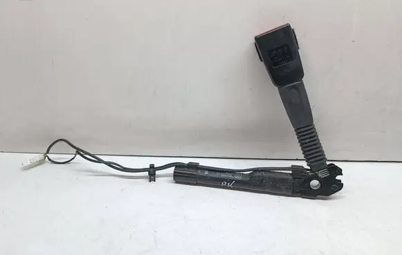 BMW 3 F30 F35 F31 Front seatbelt buckle 7259387