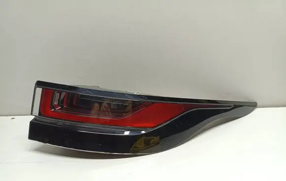 Land Rover Range Rover Velar Rear/tail lights