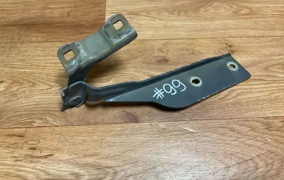 Nissan Micra Engine bonnet/hood hinges 