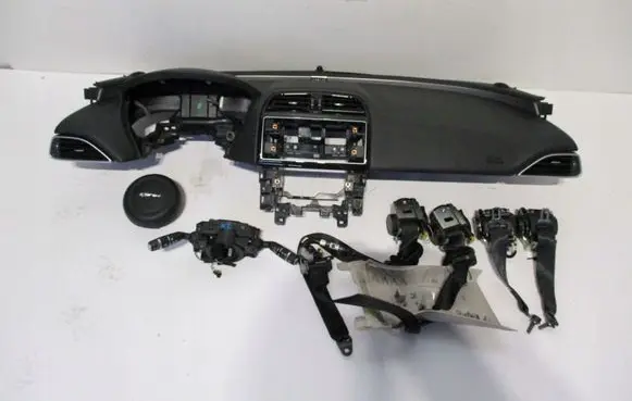 Jaguar XE Radio/GPS head unit trim