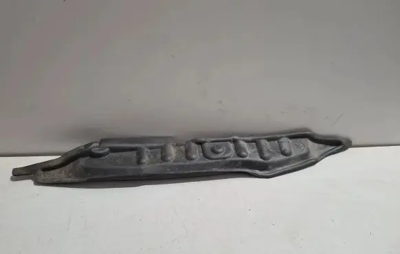 Jeep Grand Cherokee Fender foam support/seal 68046265AE