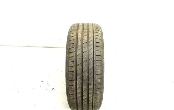 KIA Niro R17 summer tire 