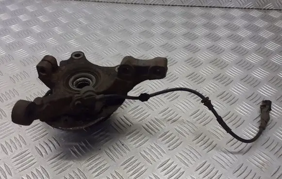 Opel Corsa C Front wheel hub spindle knuckle