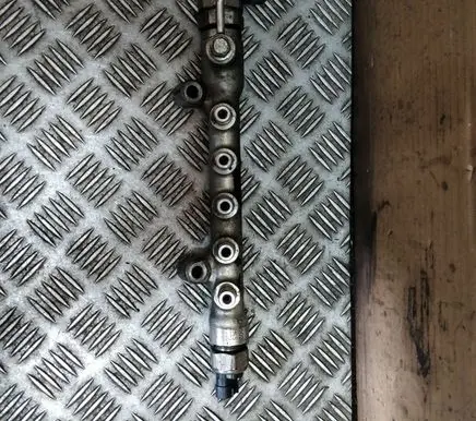 Mazda CX-5 Fuel main line pipe DA502009R DA5020