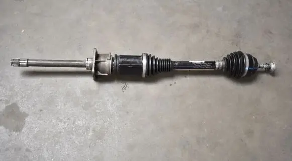 BMW M5 F90 Front driveshaft 8062094