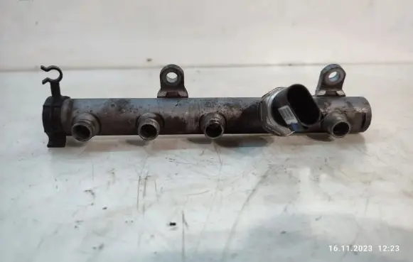 Audi A6 S6 C6 4F Fuel main line pipe 059130089AA
