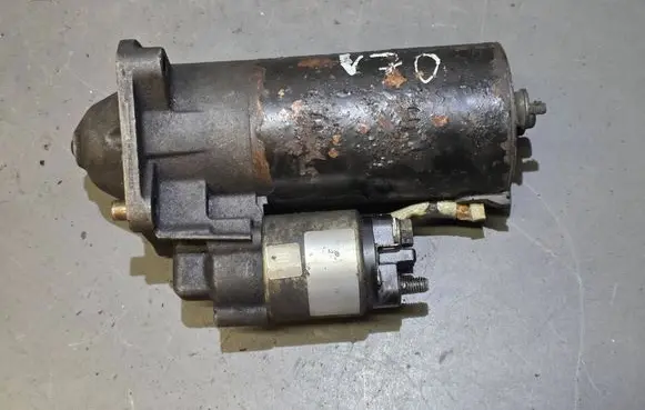 Volvo V70 Starter motor 1005831253