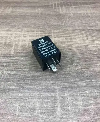 Opel Omega B2 Other relay 4DM00442015 90506697