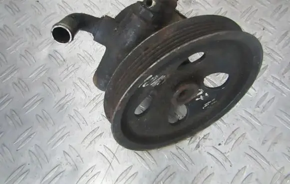 Mitsubishi Colt Power steering pump