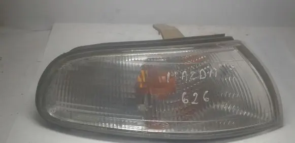 Mazda 626 Front indicator light 21061612