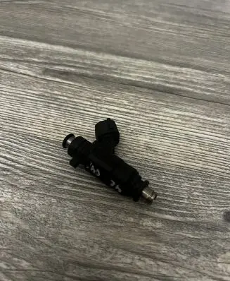 Audi A8 S8 D3 4E Fuel injector 079133551B 0280156180