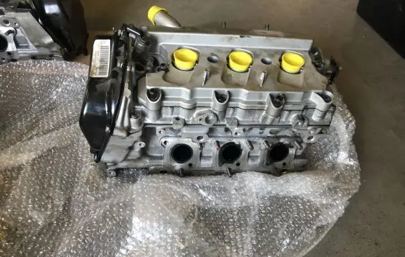 Audi Q5 SQ5 Engine head 06E103404