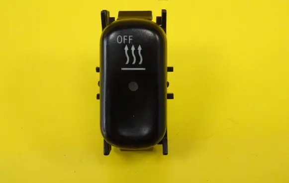 Mercedes-Benz E W210 Windscreen/window heater switch 2108212651