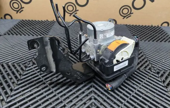 Opel Mokka B ABS Pump 10091739373 28516035213 10063331871